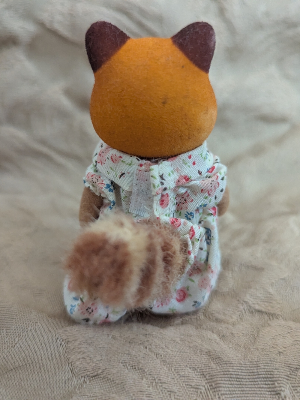 Calico Critters Robinson Red Panda Family - Sylvanian Families - Picture 5 of 7